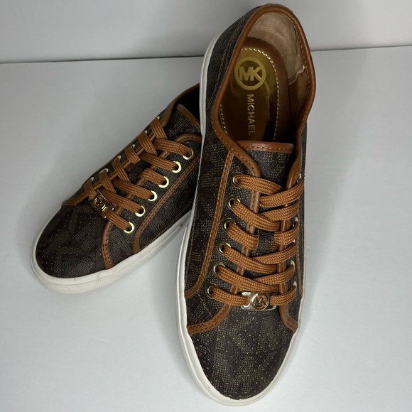 Michael Kors Boerum Monogram Low Top Sneakers - Picture 1 of 12